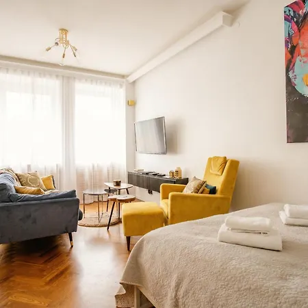 Urban Chic - Center - Cozy - Zurawia Varsó